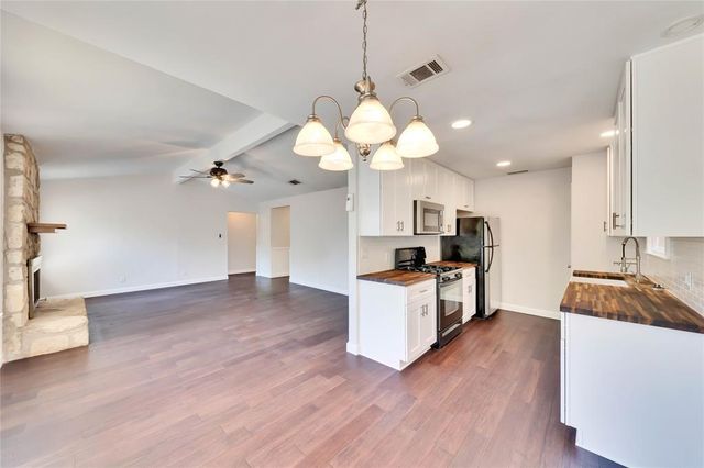 519 Yucca DR, Round Rock, TX 78681