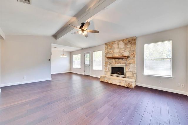 519 Yucca DR, Round Rock, TX 78681