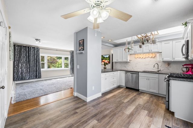 24 Kennedy St, Dartmouth, MA 02747
