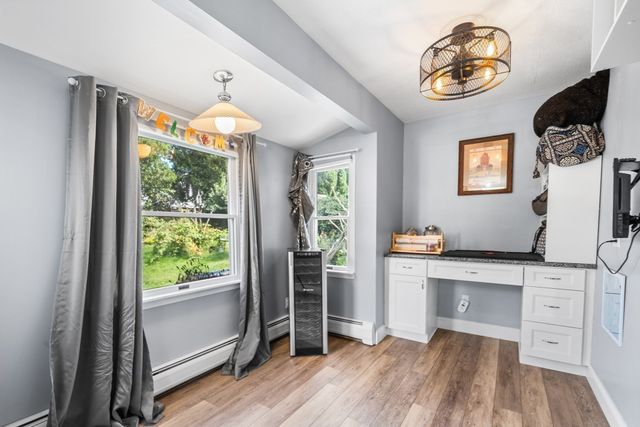 24 Kennedy St, Dartmouth, MA 02747