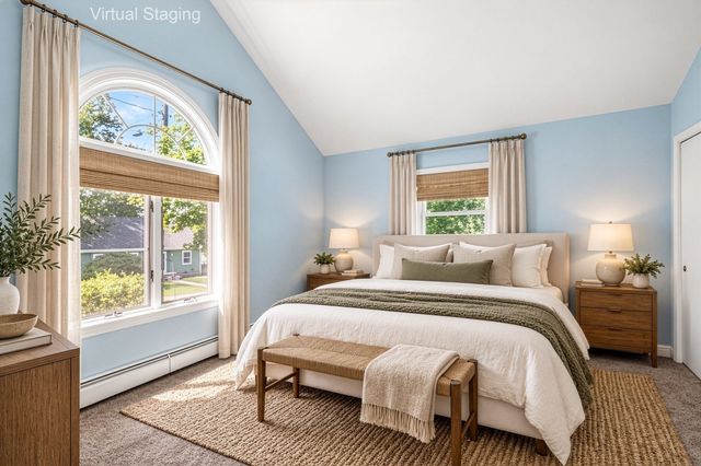 24 Kennedy St, Dartmouth, MA 02747