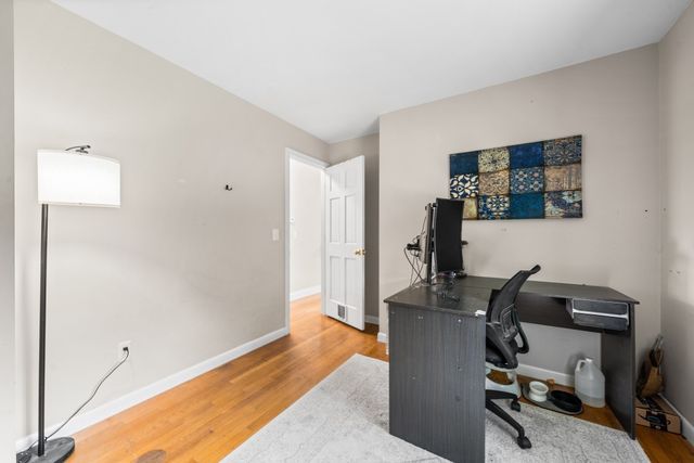 24 Kennedy St, Dartmouth, MA 02747