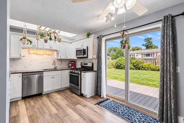 24 Kennedy St, Dartmouth, MA 02747