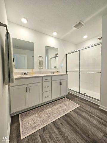 1229 Fleming Drive, Greenfield, IN 46140