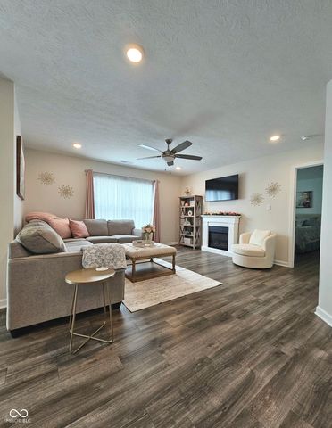 1229 Fleming Drive, Greenfield, IN 46140