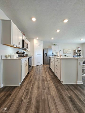 1229 Fleming Drive, Greenfield, IN 46140