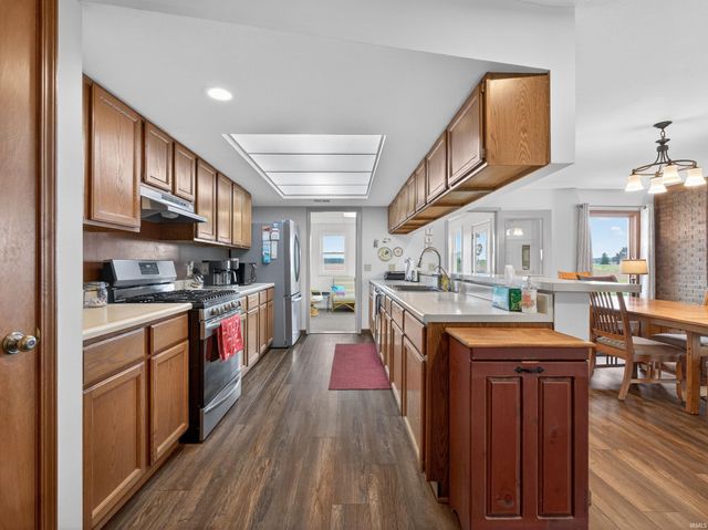 422 Meadow Lane, Ossian, IN 46777