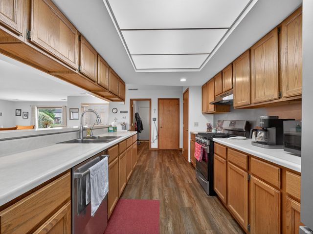 422 Meadow Lane, Ossian, IN 46777