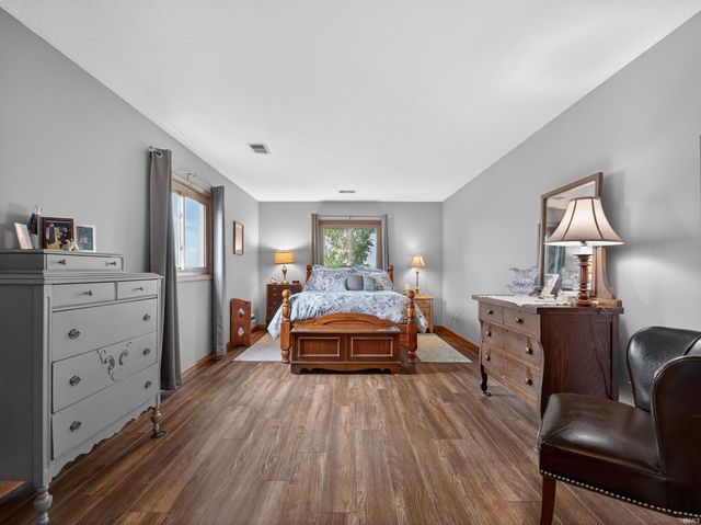 422 Meadow Lane, Ossian, IN 46777