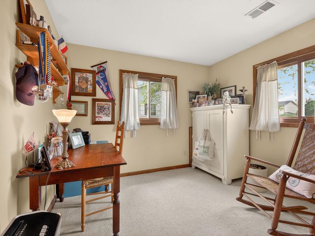 422 Meadow Lane, Ossian, IN 46777