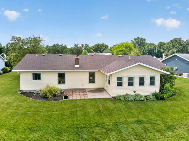 422 Meadow Lane, Ossian, IN 46777