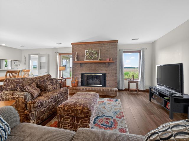 422 Meadow Lane, Ossian, IN 46777