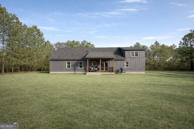 1337 Wildflower Circle, Metter, GA 30439