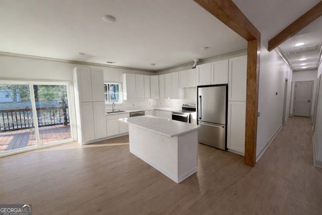 1337 Wildflower Circle, Metter, GA 30439