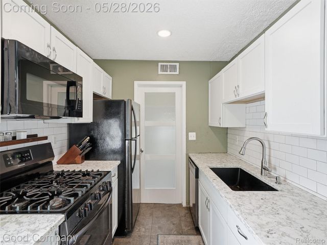 1620 Browning Street, Ferndale, MI 48220