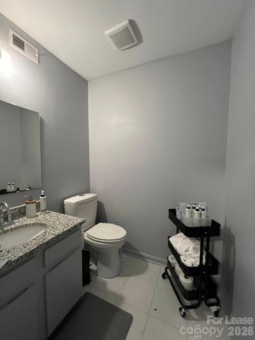 4048 Tamerlane Drive, Charlotte, NC 28205