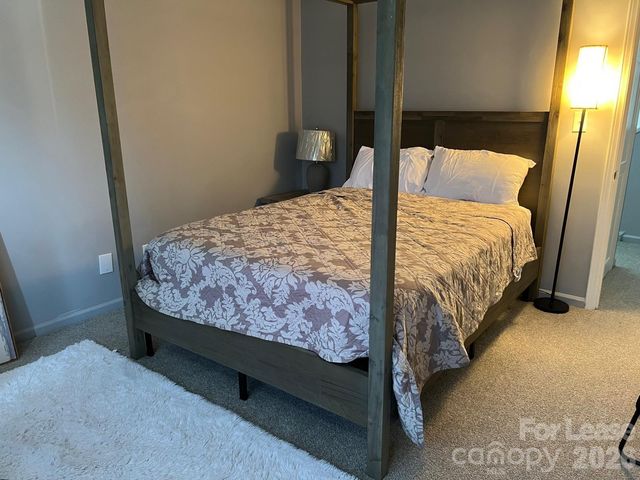 4048 Tamerlane Drive, Charlotte, NC 28205