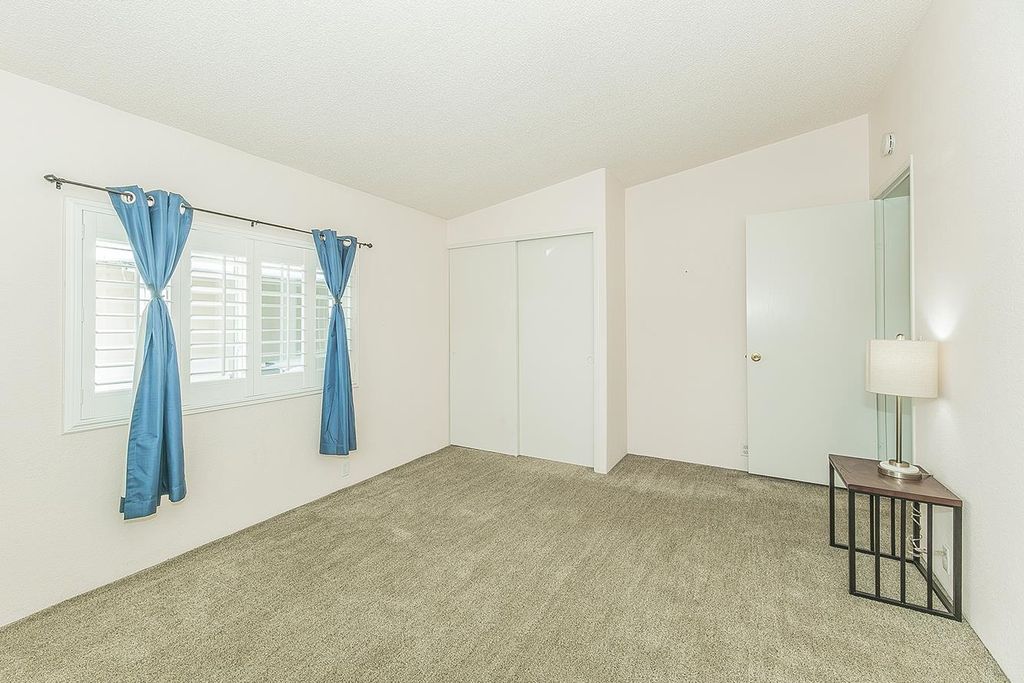 Image 22 of property listing at 1551 6th Ave # 35, Kingsburg, CA 93631