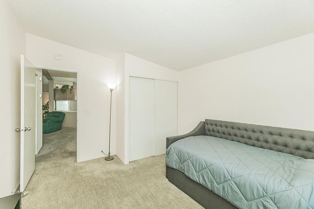 Image 26 of property listing at 1551 6th Ave # 35, Kingsburg, CA 93631