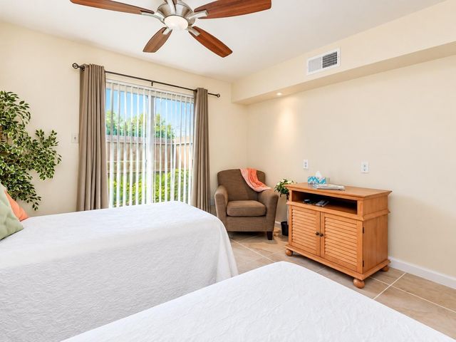 10555 Turtlewood Court 1716, Houston, TX 77072