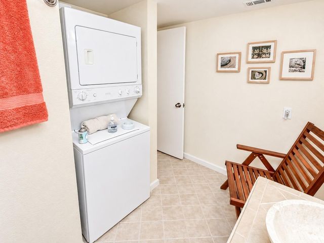 10555 Turtlewood Court 1716, Houston, TX 77072