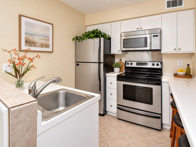 10555 Turtlewood Court 1716, Houston, TX 77072