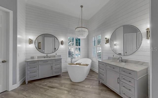 714 ISLEBAY DRIVE, Apollo Beach, FL 33572