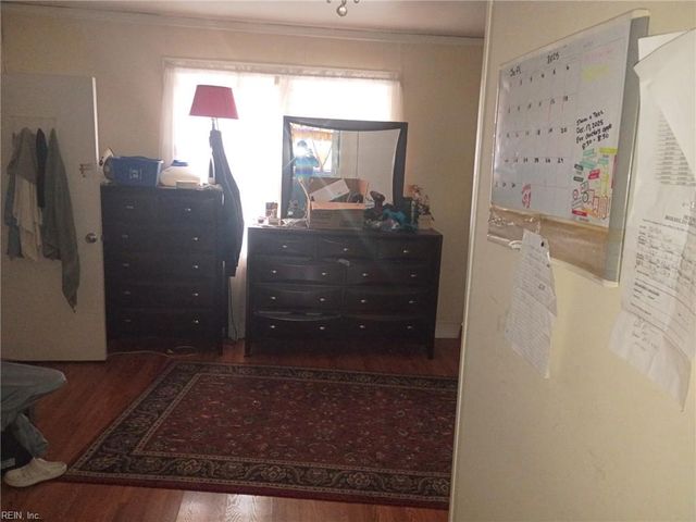 1017 Longstreet LN, Suffolk, VA 23437