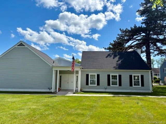 302 Commons Way E, Fishkill, NY 12524