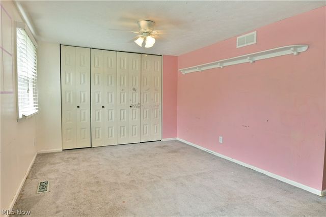 1323 Cedarwood Drive, Mineral Ridge, OH 44440