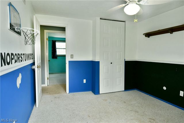 1323 Cedarwood Drive, Mineral Ridge, OH 44440