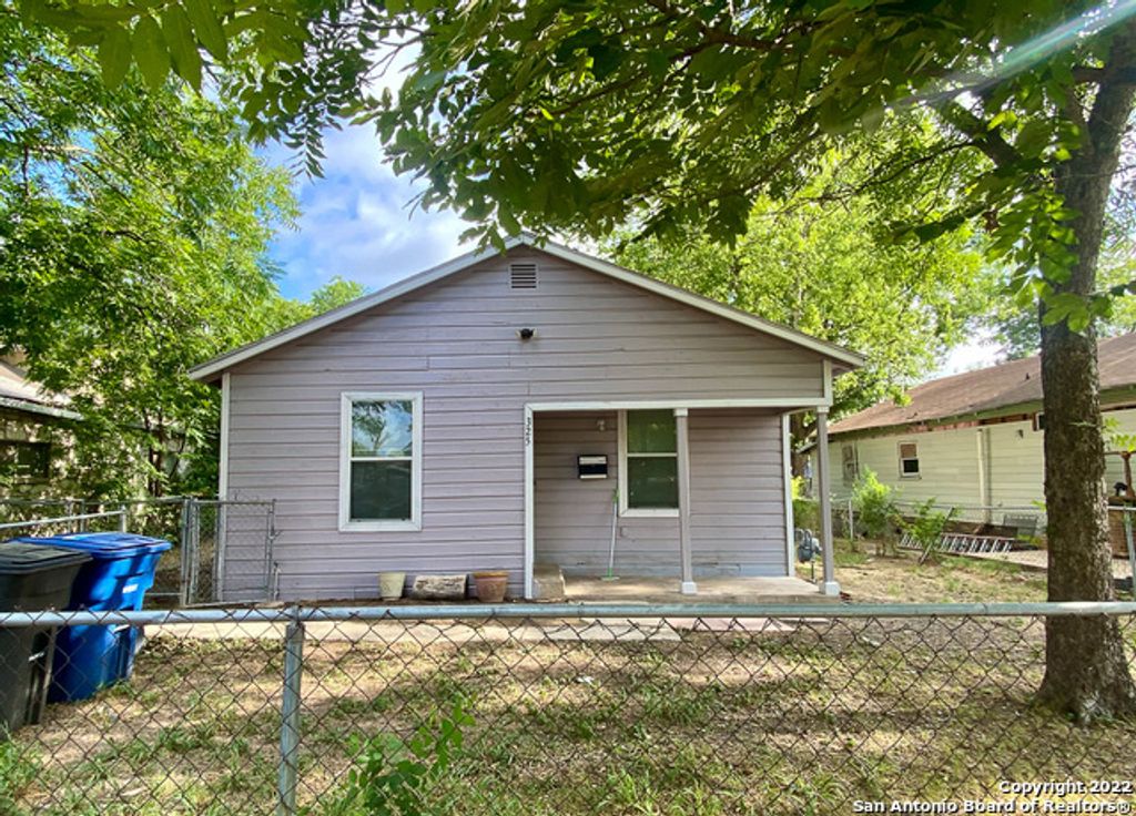 325 BELDEN, San Antonio, TX 78214