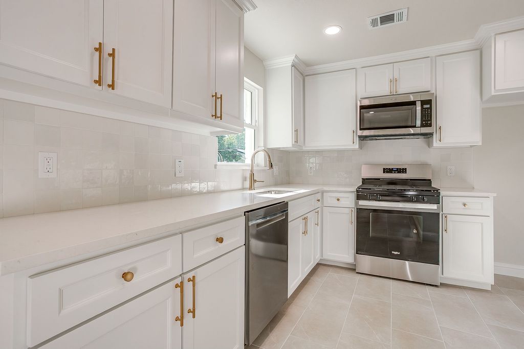 3400 Gay Street, Fort Worth, TX 76111 — photo 3