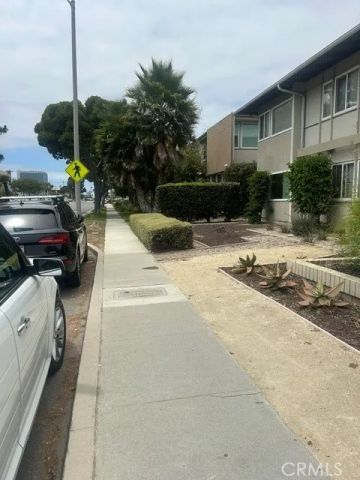 1728 Westcliff Drive 18, Newport Beach, CA 92660