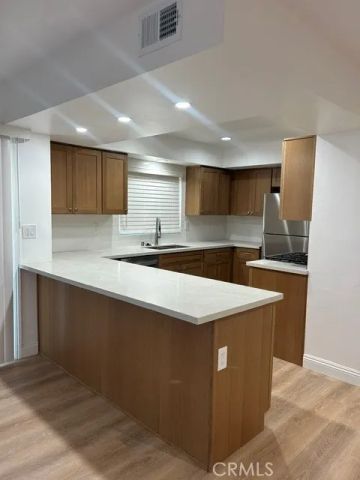 1728 Westcliff Drive 18, Newport Beach, CA 92660