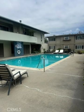 1728 Westcliff Drive 18, Newport Beach, CA 92660