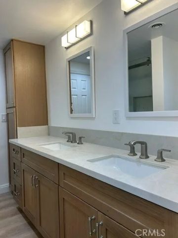 1728 Westcliff Drive 18, Newport Beach, CA 92660
