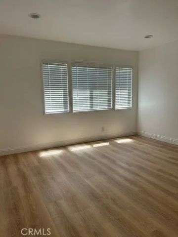 1728 Westcliff Drive 18, Newport Beach, CA 92660