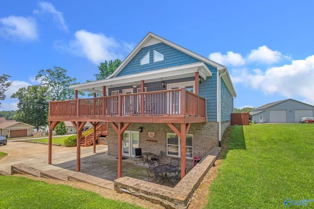 17935 Lakeside Estates Road, Athens, AL 35614