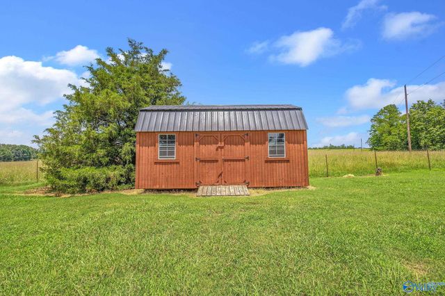 17935 Lakeside Estates Road, Athens, AL 35614