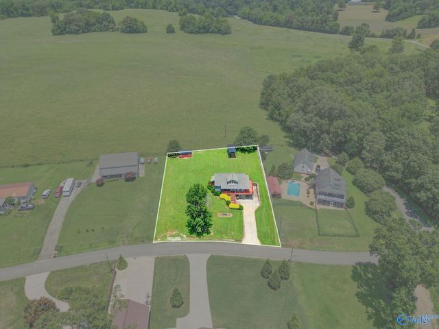 17935 Lakeside Estates Road, Athens, AL 35614