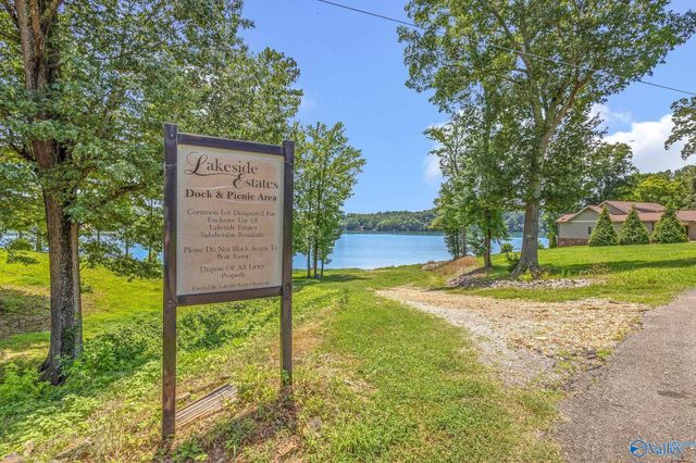 17935 Lakeside Estates Road, Athens, AL 35614