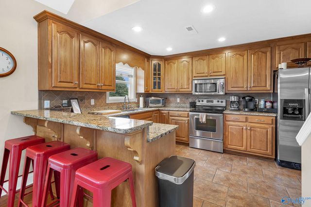 17935 Lakeside Estates Road, Athens, AL 35614