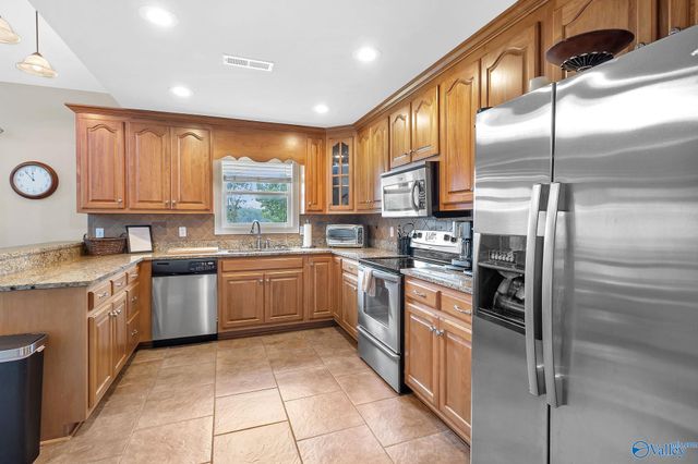 17935 Lakeside Estates Road, Athens, AL 35614