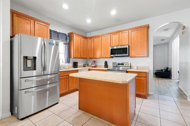2165 CONTINENTAL STREET, St Cloud, FL 34769