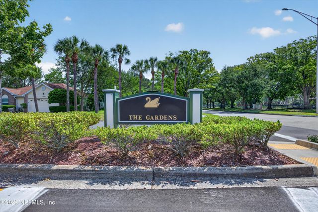 1974 DELAMERE Court, Jacksonville, FL 32246