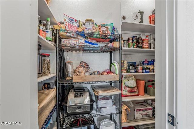 2870 Wagon Wheel Road 203, Oxnard, CA 93036