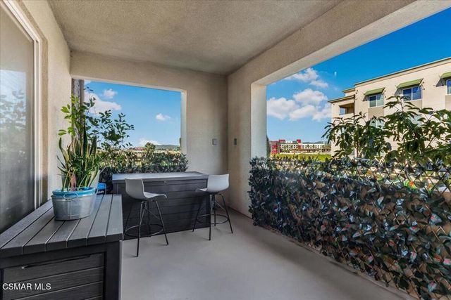 2870 Wagon Wheel Road 203, Oxnard, CA 93036