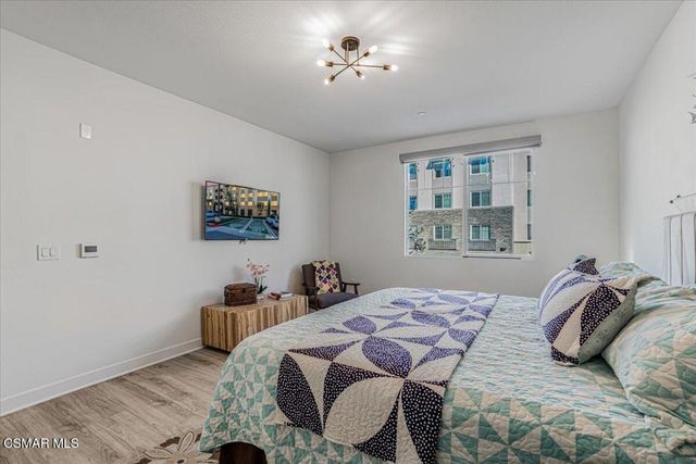 2870 Wagon Wheel Road 203, Oxnard, CA 93036