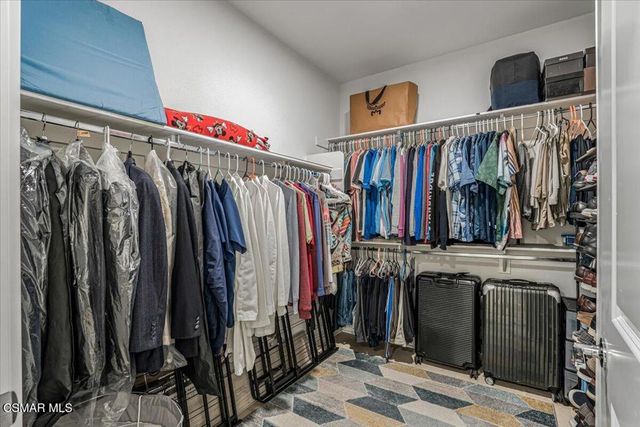 2870 Wagon Wheel Road 203, Oxnard, CA 93036